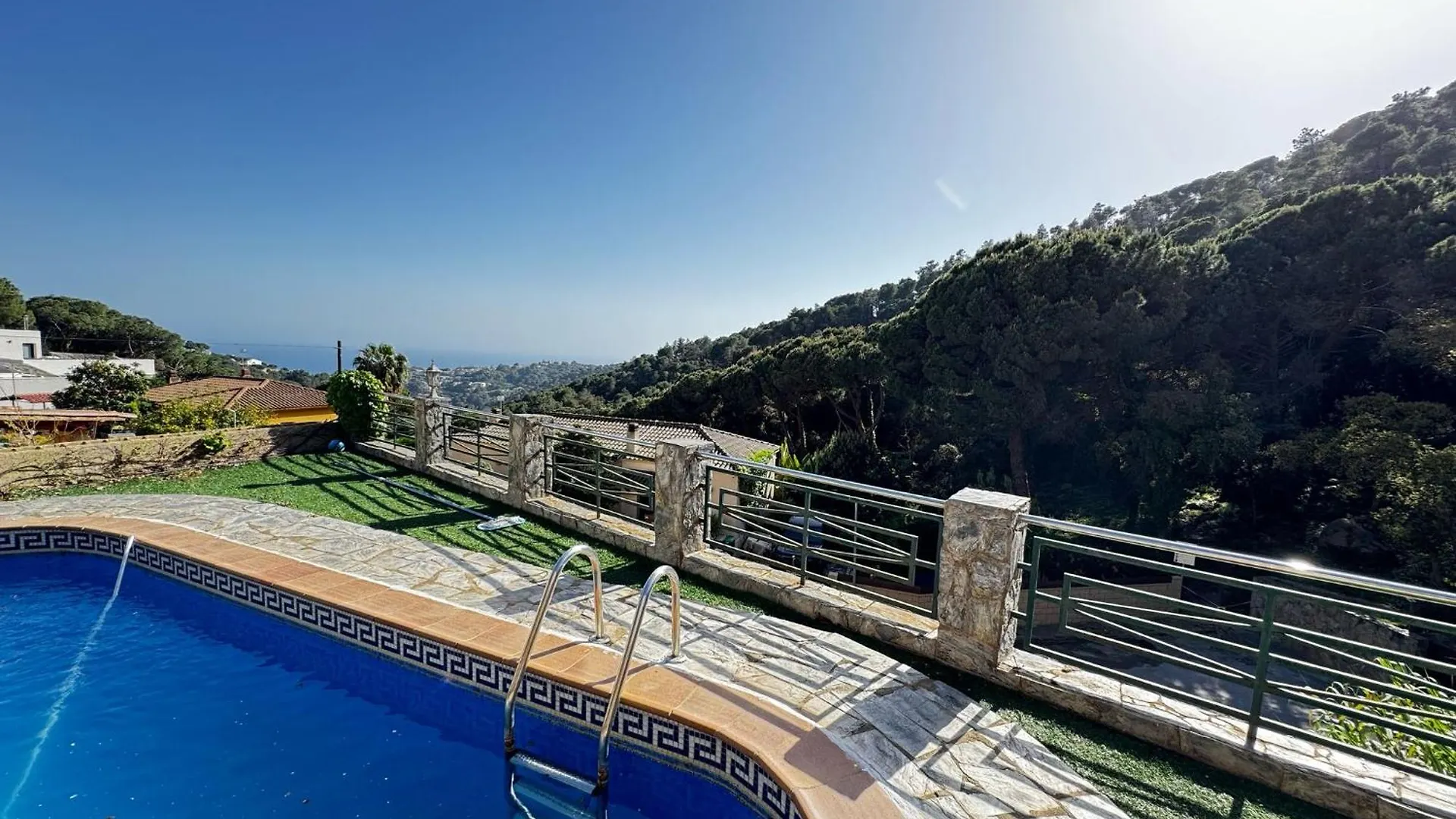 Amaizing Villa With Swimming Pool, Fantastic Views Lloret de Mar